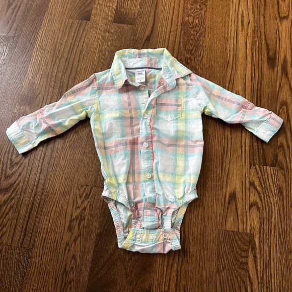 Carter’s plaid pastel outfit with bow tie, size 9M - Picture 2 of 8